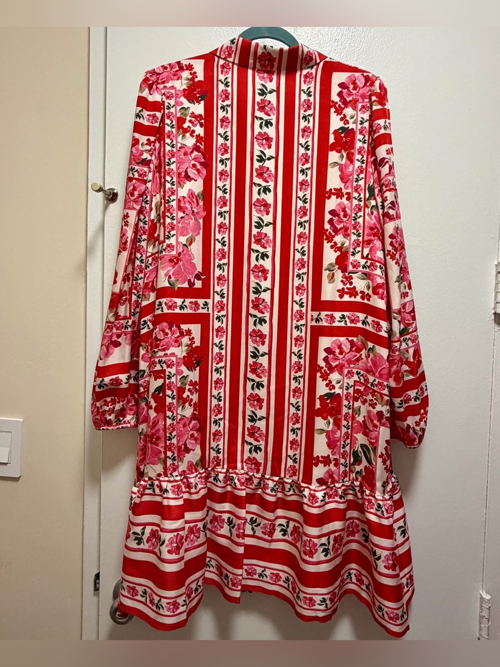 NWT Anne Klein Women's Size 14 Printed Red and Pink Flounce-Hem Shirtdress - Picture 7 of 7